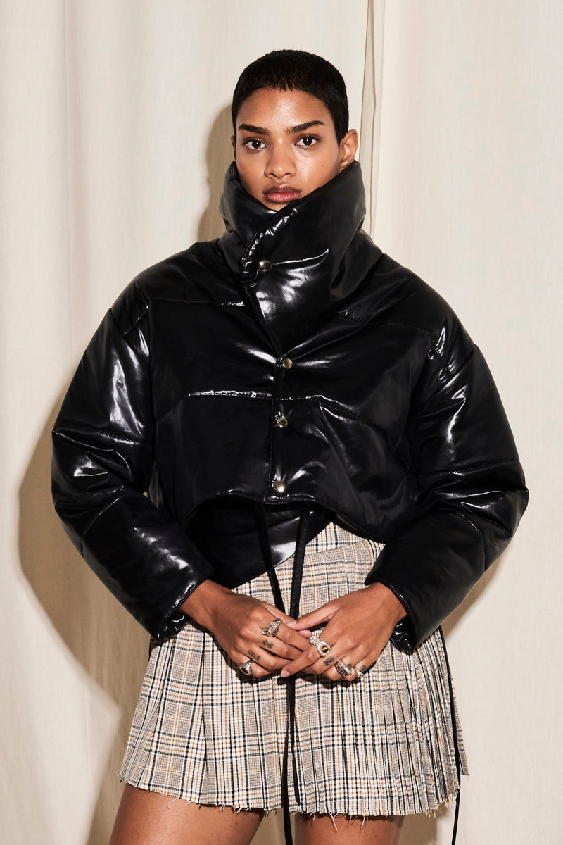 THE ILAYA JACKET IN TAR