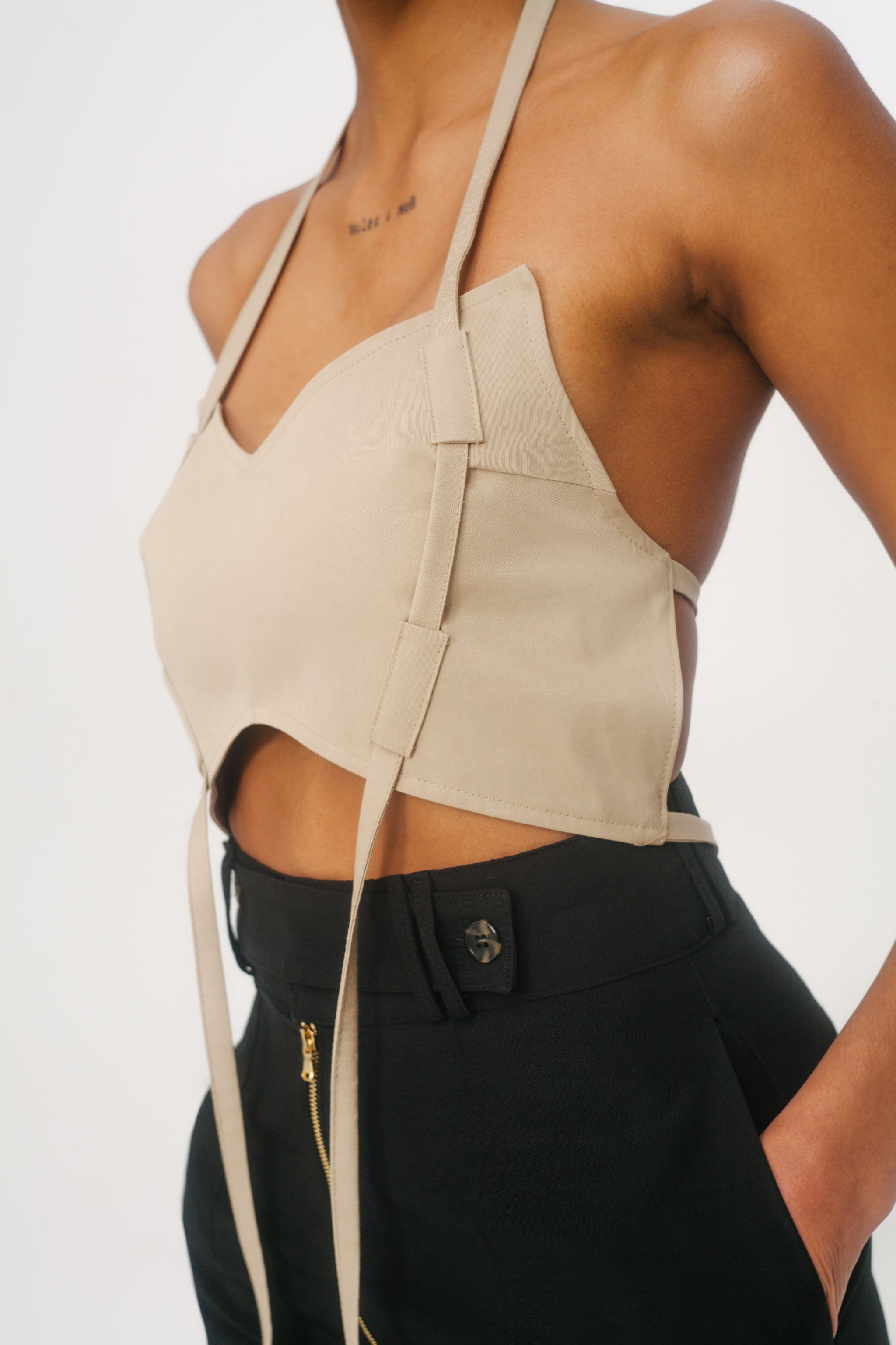 ADJUSTABLE STRING TOP IN BEIGE