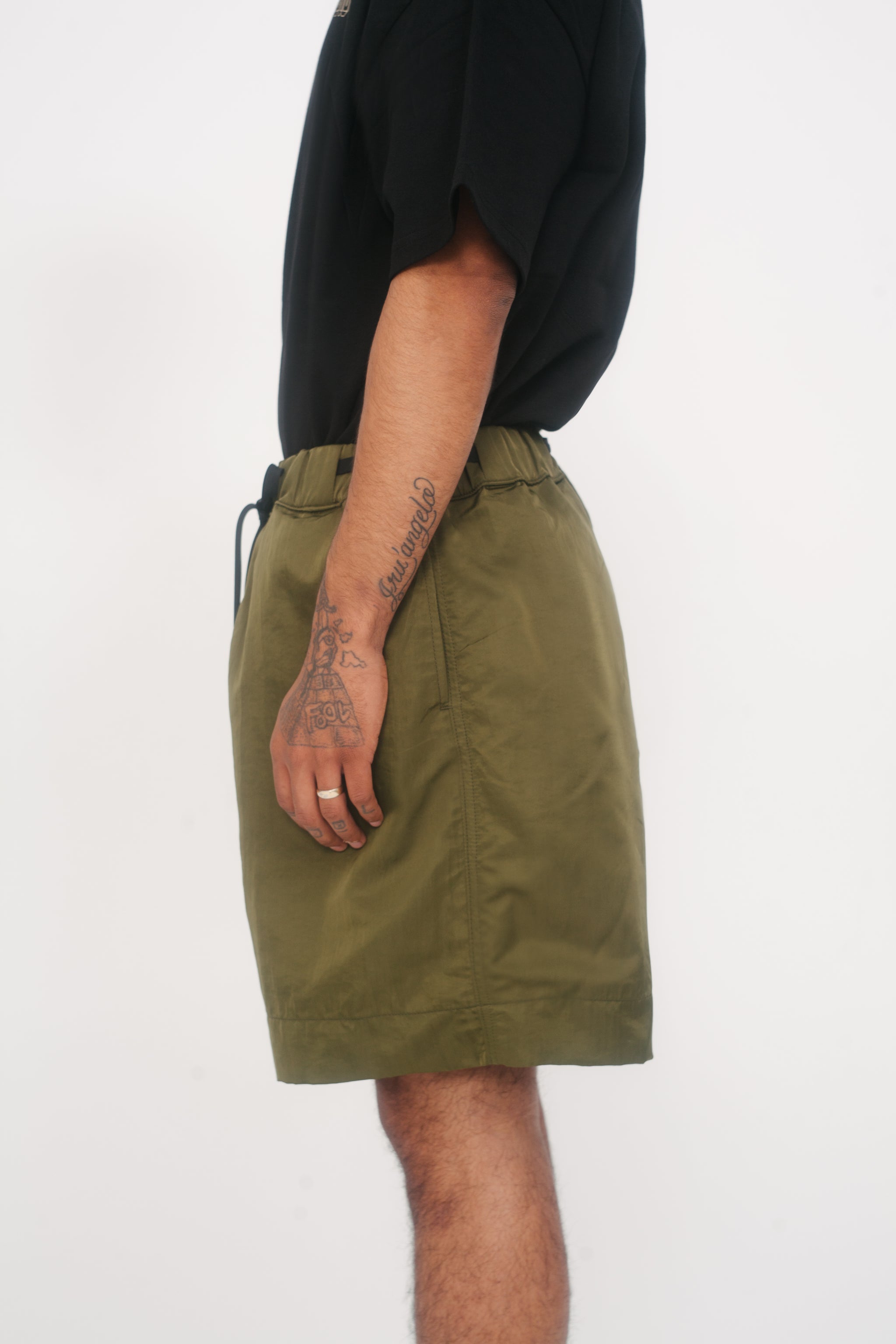 BOX SHORTS-IN OLIVE